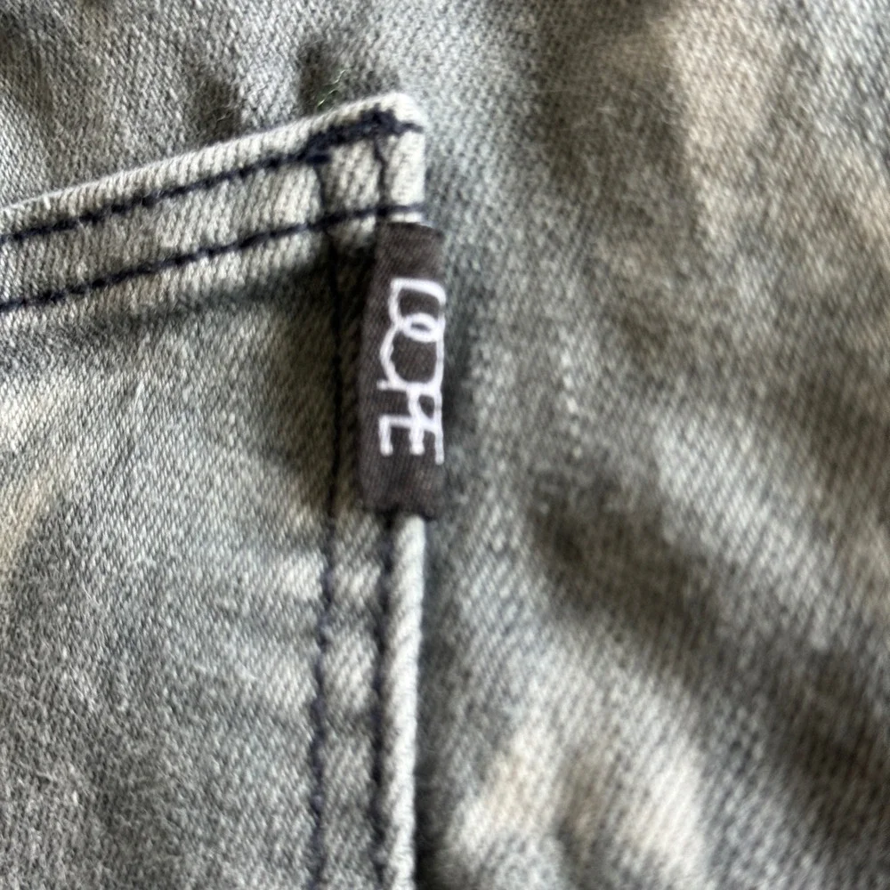 DOPE Mens Distressed Moto Biker Jeans Ribbed Denim Pants Size 38 - Picture 9 of 10